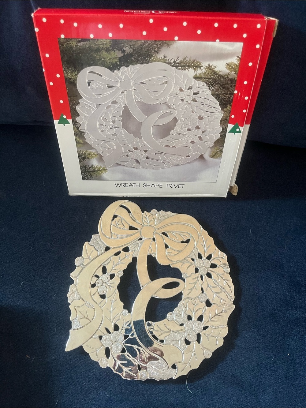 Wreath Shape Trivet - Silver Plated Holiday Wreath Trivet